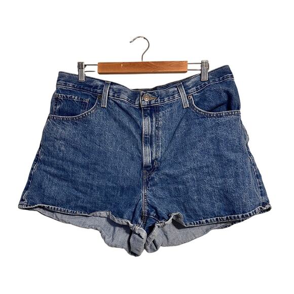 Levi's Pants - Levi's High Waisted Mom Shorts Denim Shorts Size 16W